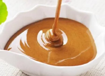 在芝麻醬中加入花生醬是假的嗎？看完就明白了。